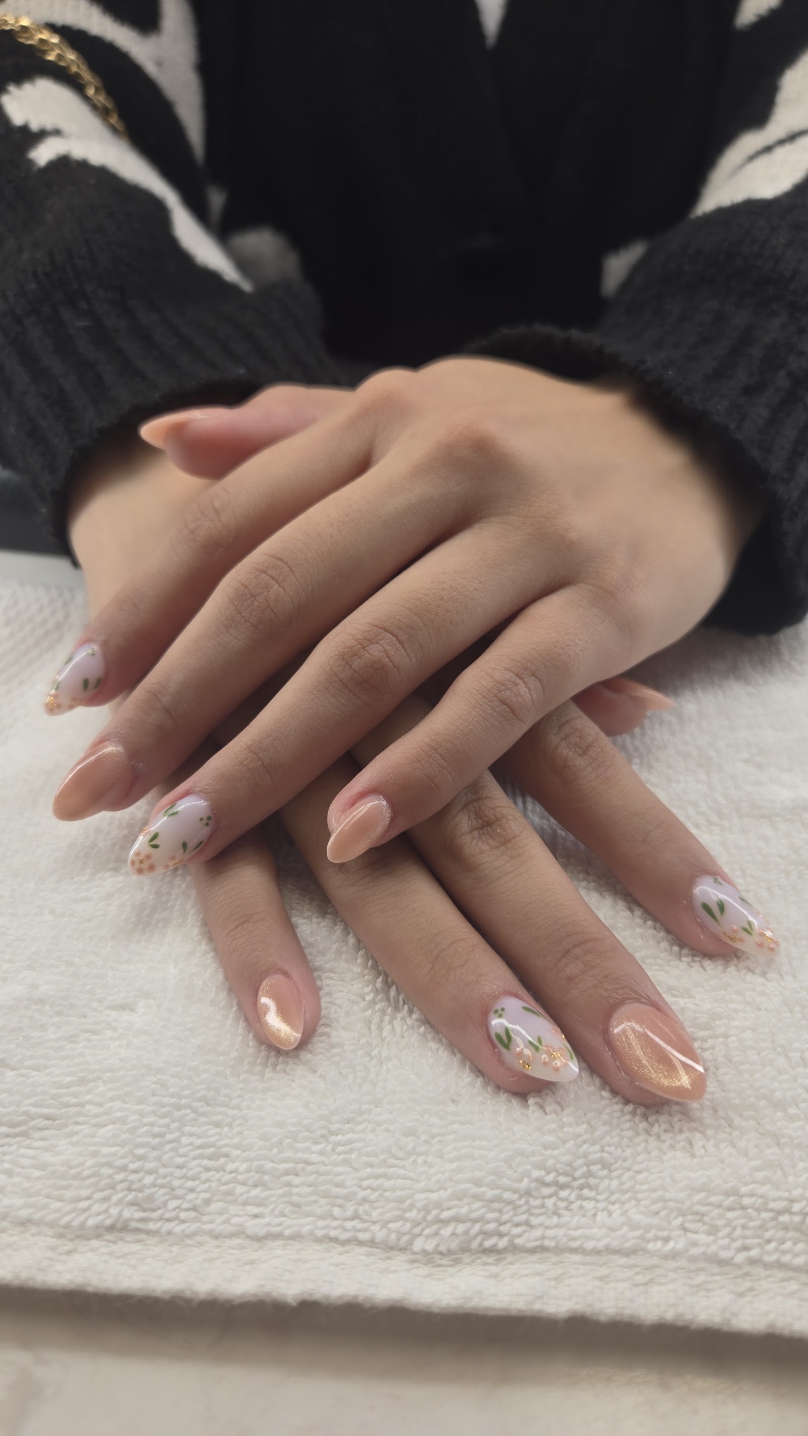 Nails Boutique nail photo 7
